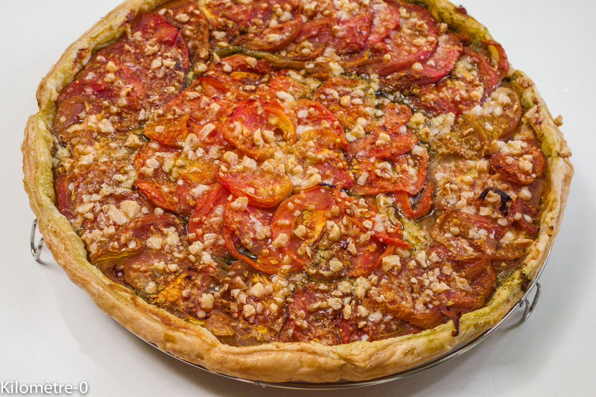 Photo de recette de tarte facile rapide bio tomates pesto pécorino