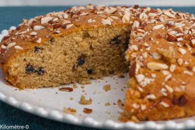 Photo de recette de gâteau du matin, farine d'amandes, petit épeautre, myrtilles séchées,cake, protéines, protéiné, bio, healthy, végétarien, gâteau, goûter, petit déjeuner,  Kilomètre-0, blog de cuisine réalisée à partir de produits de saison et issus de circuits courts